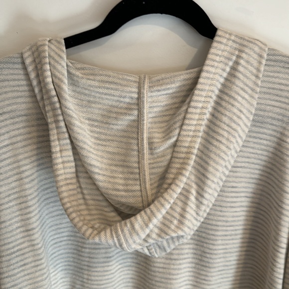 Sonoma life style plus size long sleeve light V Neck hooded sweatshirt Sz 2X - Picture 6 of 8